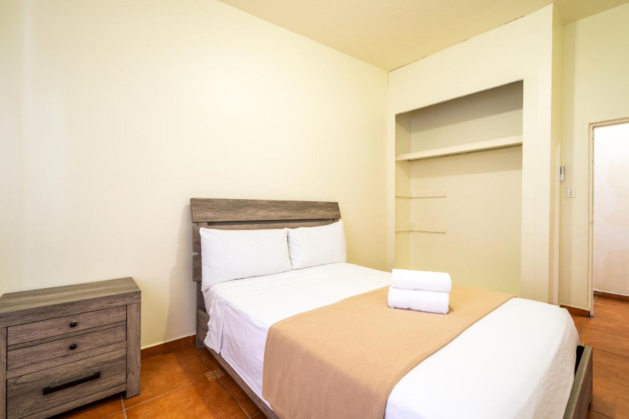 West Coast Inn'S リンコン エクステリア 写真