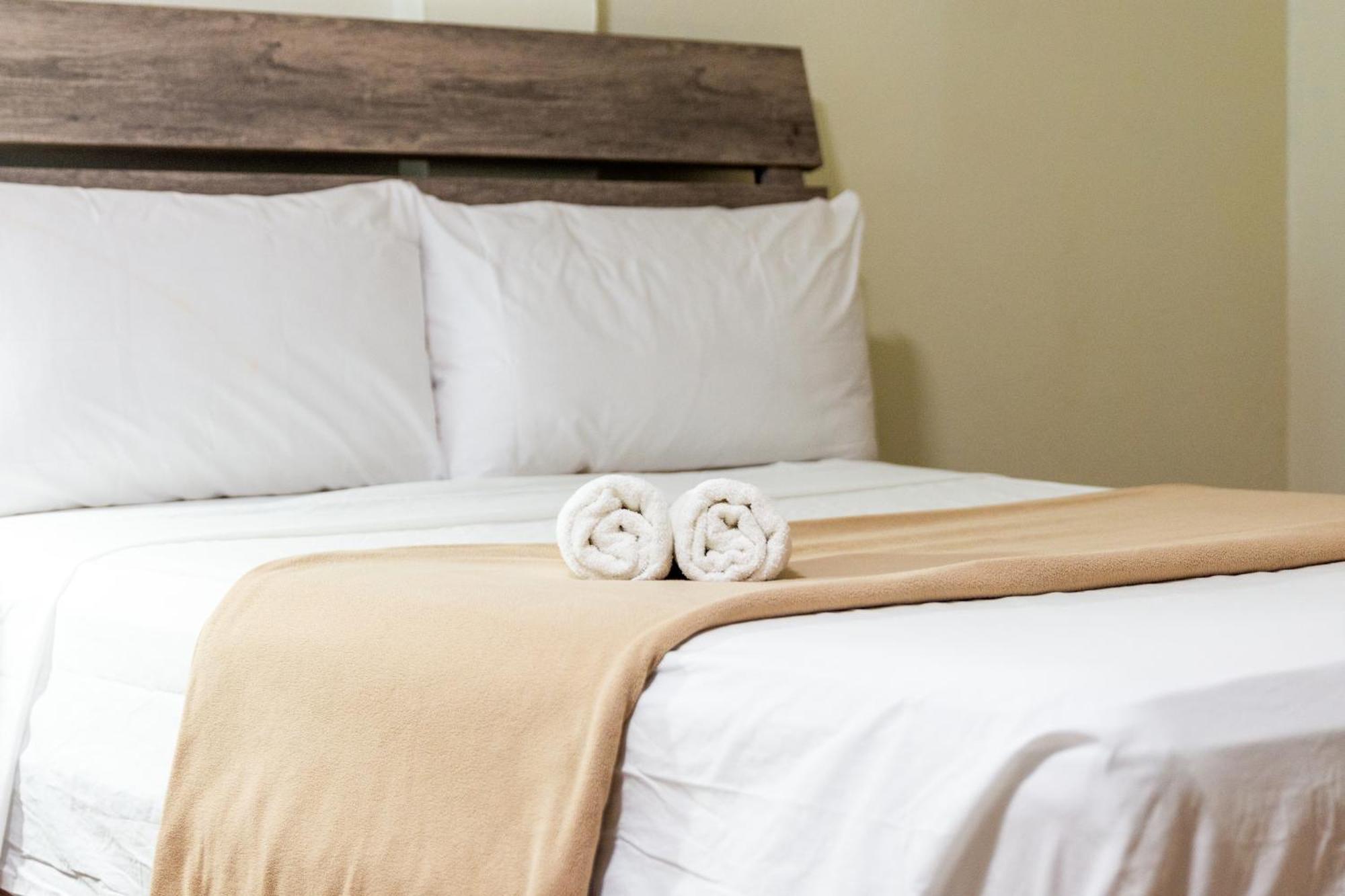 West Coast Inn'S リンコン エクステリア 写真